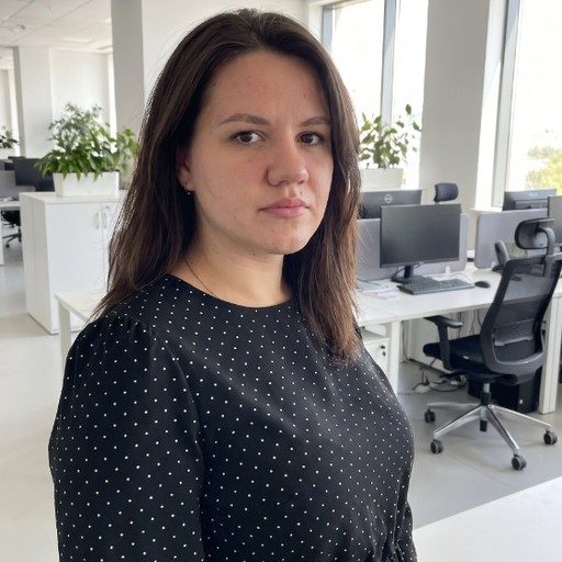 Волжанина Юлия, Визовый специалист